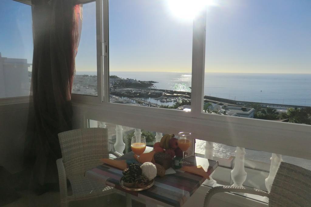 Apartments Gina Y Vista Oceano Puerto del Carmen  Extérieur photo